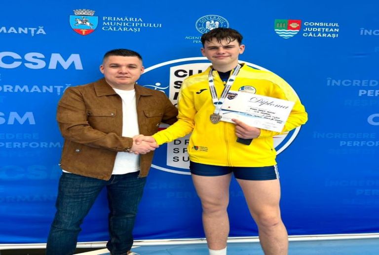 Canotorul Adrian Sergiu Budea de la CSM Călărași participă la Campionatul Balcanic de Juniori