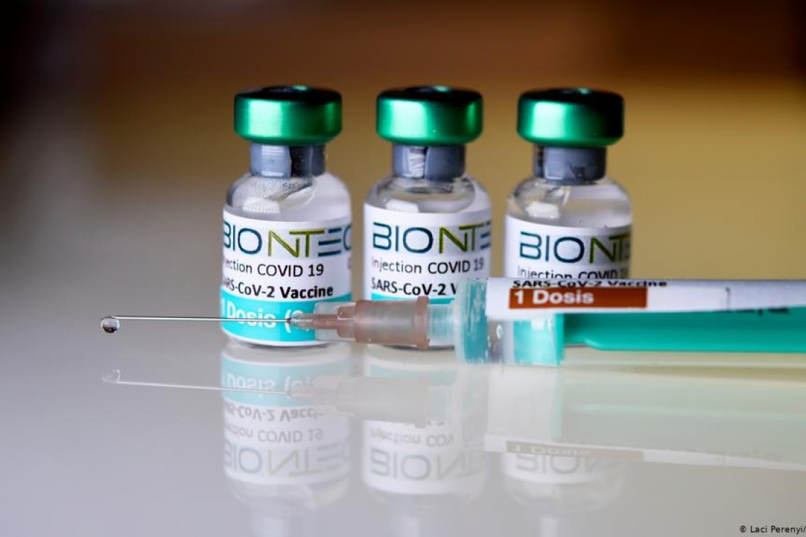 O nouă tranşă de vaccin Pfizer BioNTech soseşte mâine în ţară
