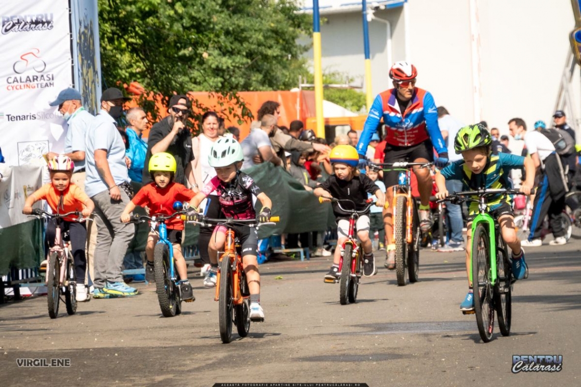 Călăraşi | Peste 300 de copii, la startul celei de-a VII-a ediţii a competiţiei „Prima Bicicletă”
