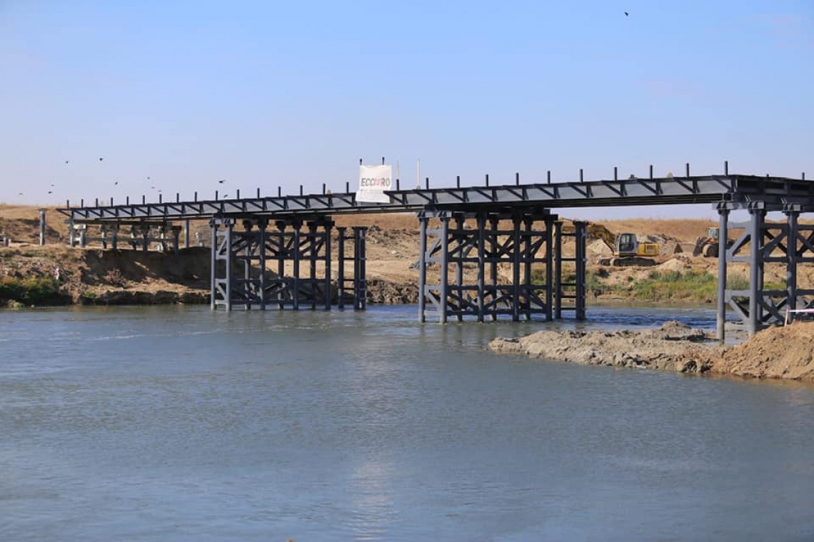V. Iliuţă: În luna noiembrie, podul va fi finalizat