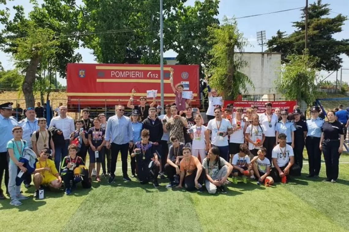 Școala Gimnazială “Nicolae Titulescu”, câștigătoare a concursului “Prietenii pompierilor – Ediția 2022”