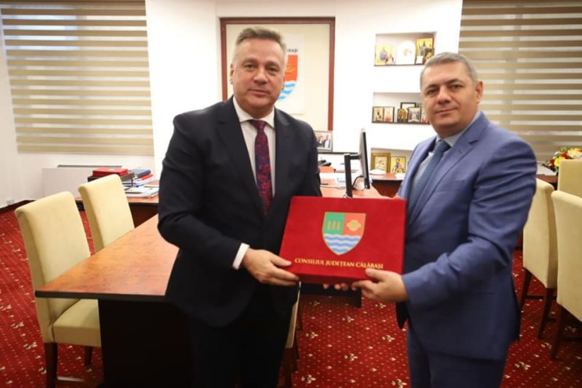 Ambasadorul Armeniei, în vizită la Consiliul Judeţean